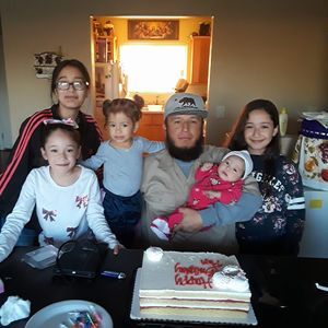 Meet your Posher, Cresencia